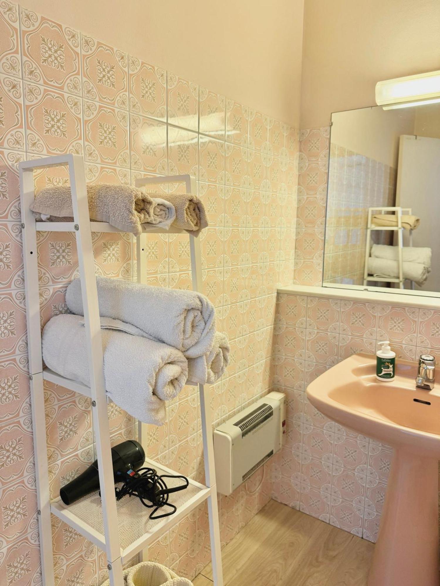 French Riviera Apartment With Swimming Pool And Free Parking Near Monaco Roquebrune-Cap-Martin Dış mekan fotoğraf